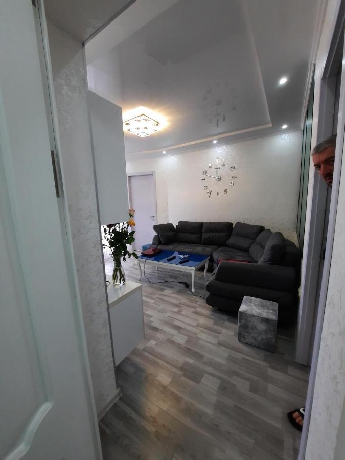Apartment Desi With Sea View On The Beach In Батуми Экстерьер фото