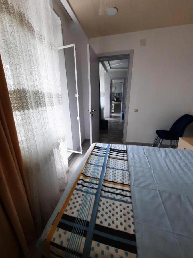 Apartment Desi With Sea View On The Beach In Батуми Экстерьер фото